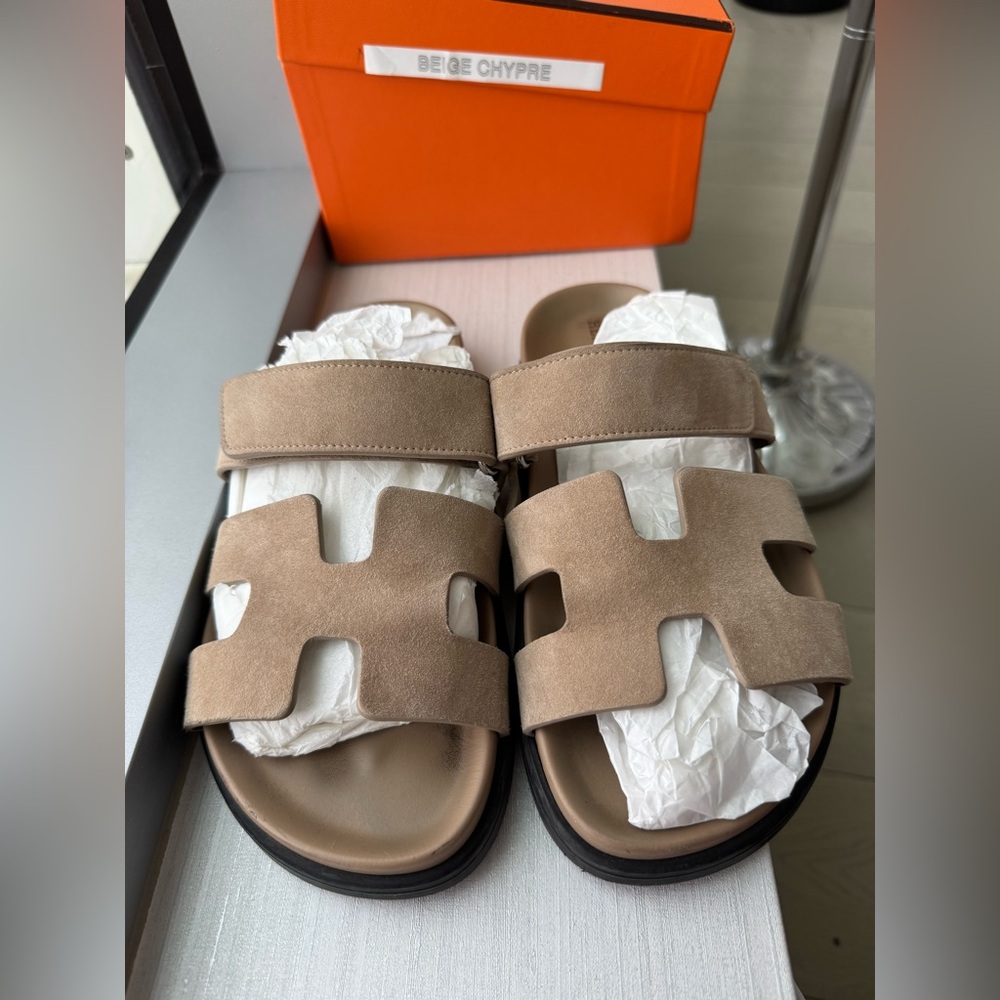 Hermès Chypre beige sandals - Picture 11 of 11